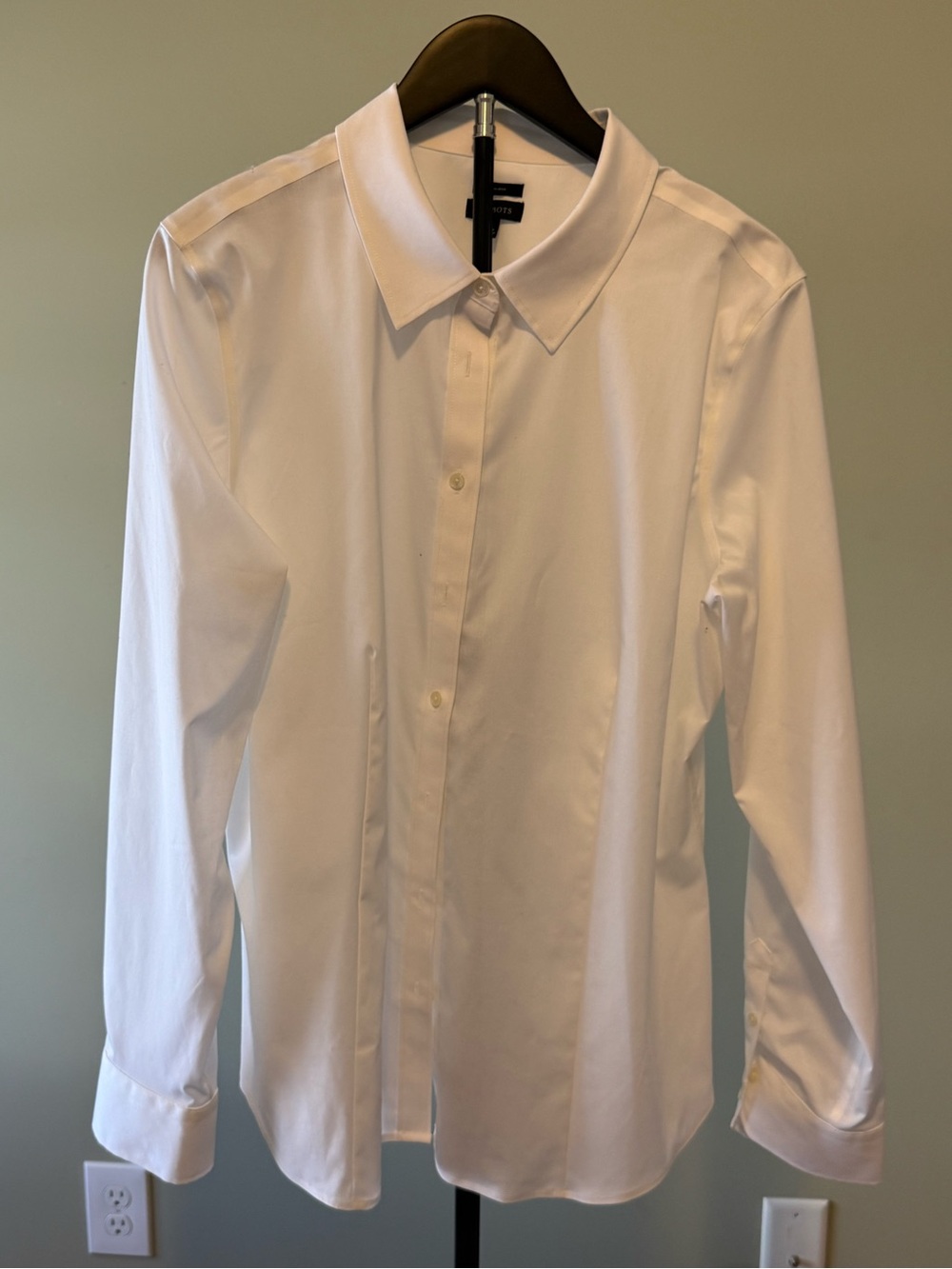 NWOT TALBOTS Classic White Button-Down Blouse SZ 16 (22" P2P) Never Worn